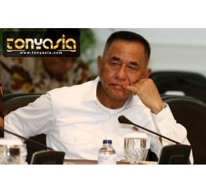 Menhan: Tahun Depan Indonesia akan Buat Kapal Selam Sendiri | Casino Online Terpercaya | Agen Judi Casino